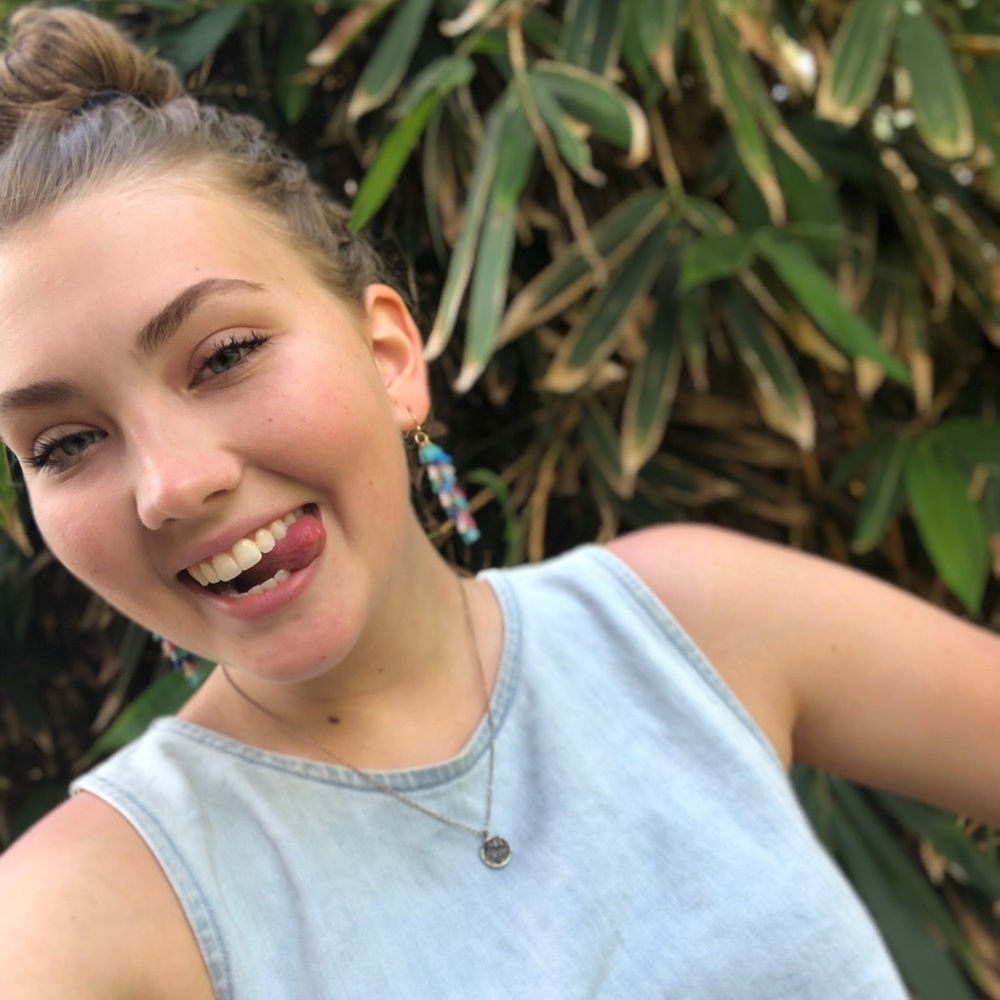 Meet your Posher, Savannah